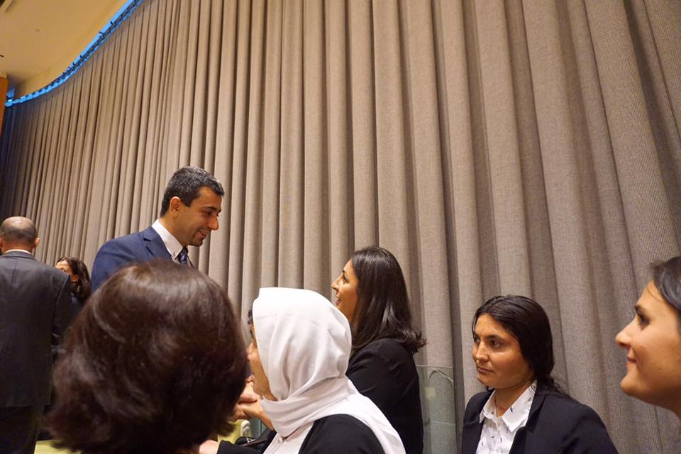 بمساعدة من اصبحت نادية مراد سفيرة؟